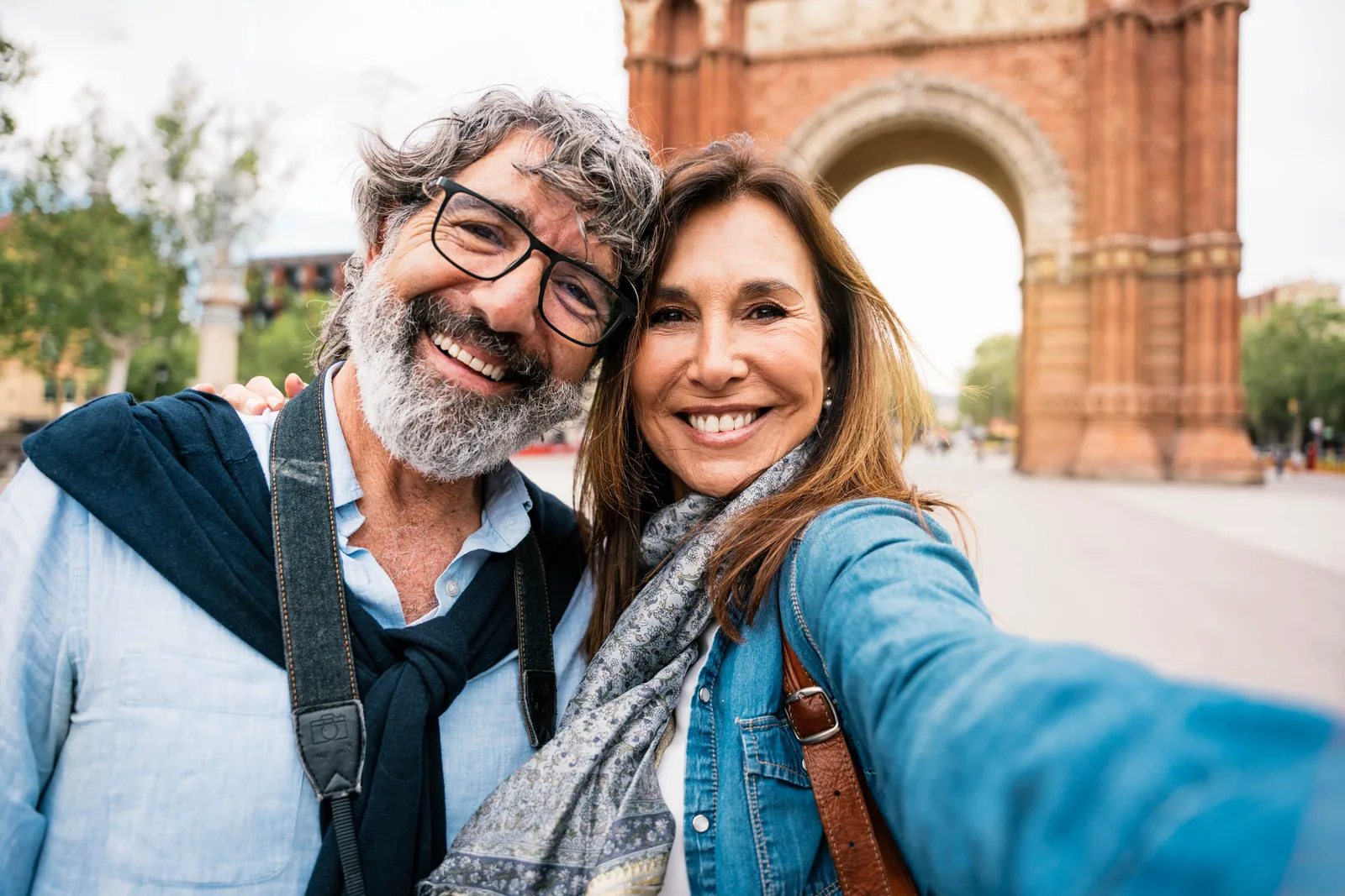 A smiling couple enjoying time together outdoors